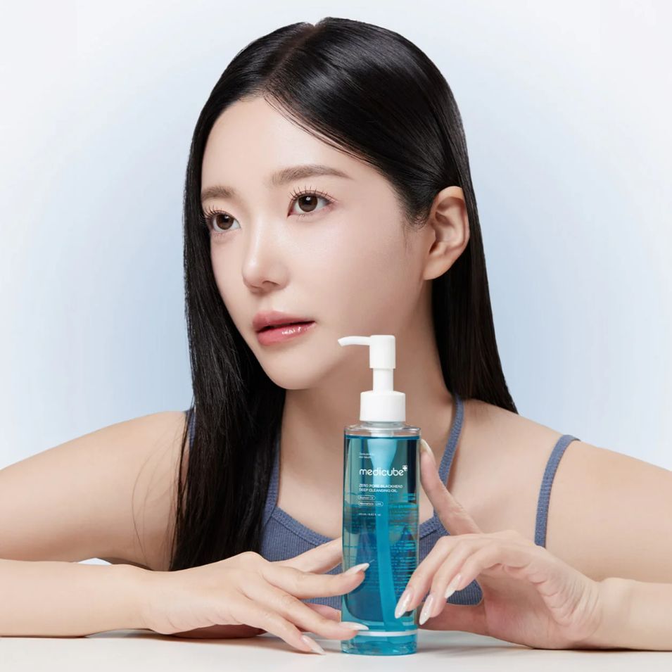 MEDICUBE ZERO PORE BLACKHEAD DEEP CLEANSING OIL